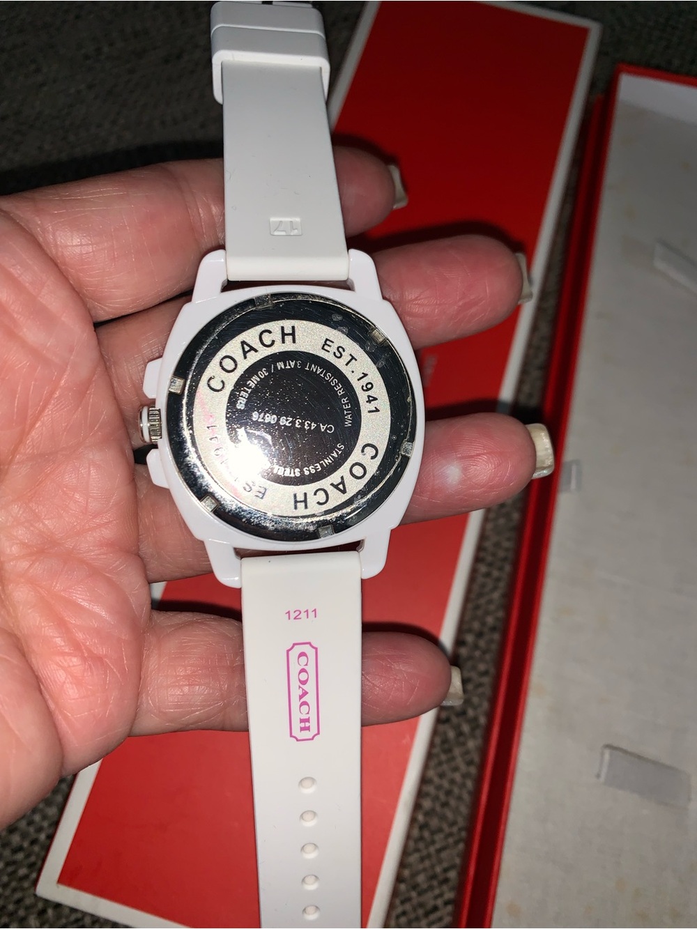Coach BUNDLE Boyfriend "C" logo white silicone/rubber strap watch NEW & Wristlet - Picture 5 of 17